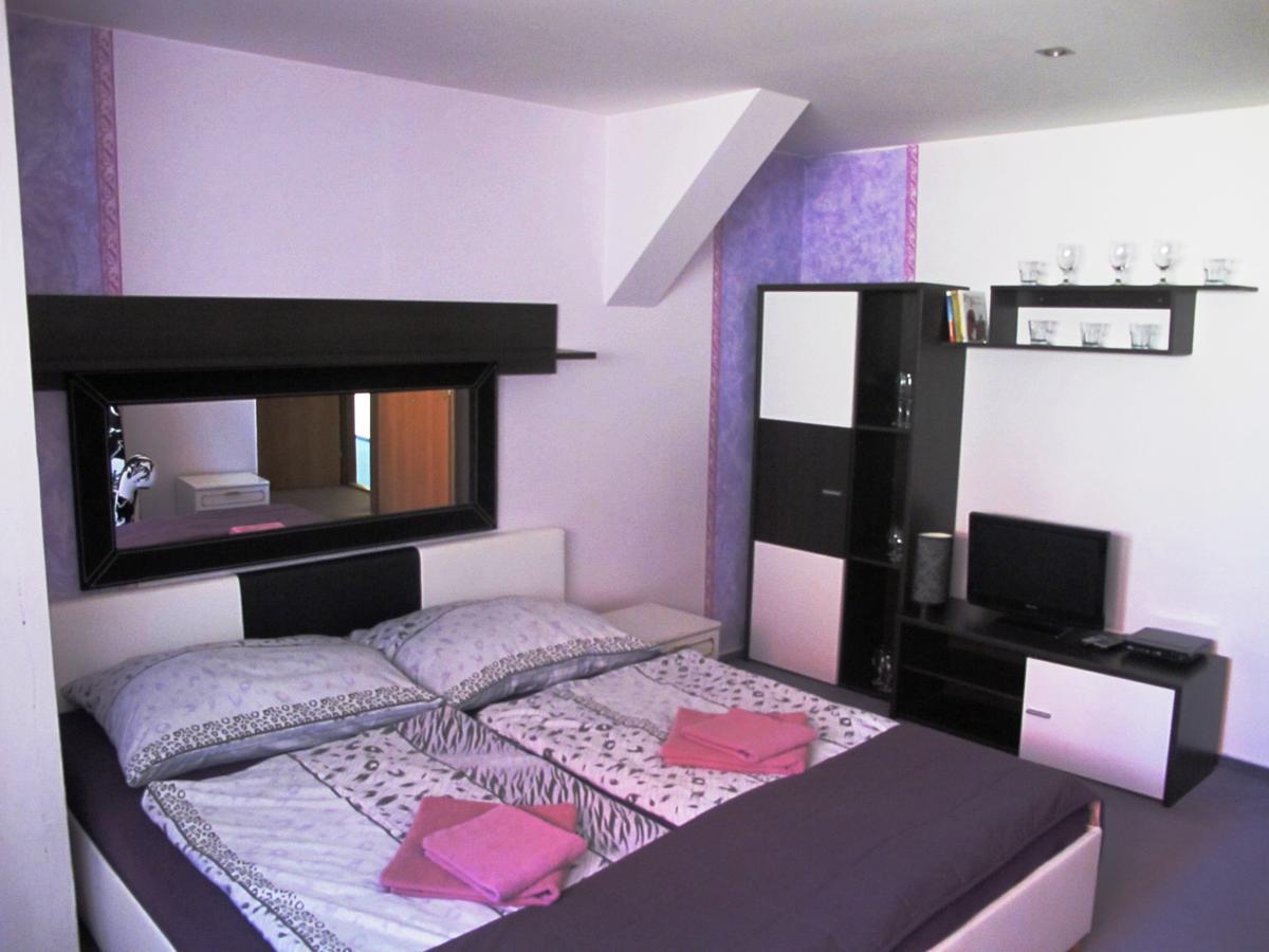Hotel U Lisky Hostka  Kültér fotó