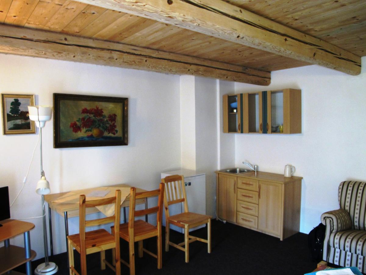 Hotel U Lisky Hostka  Kültér fotó